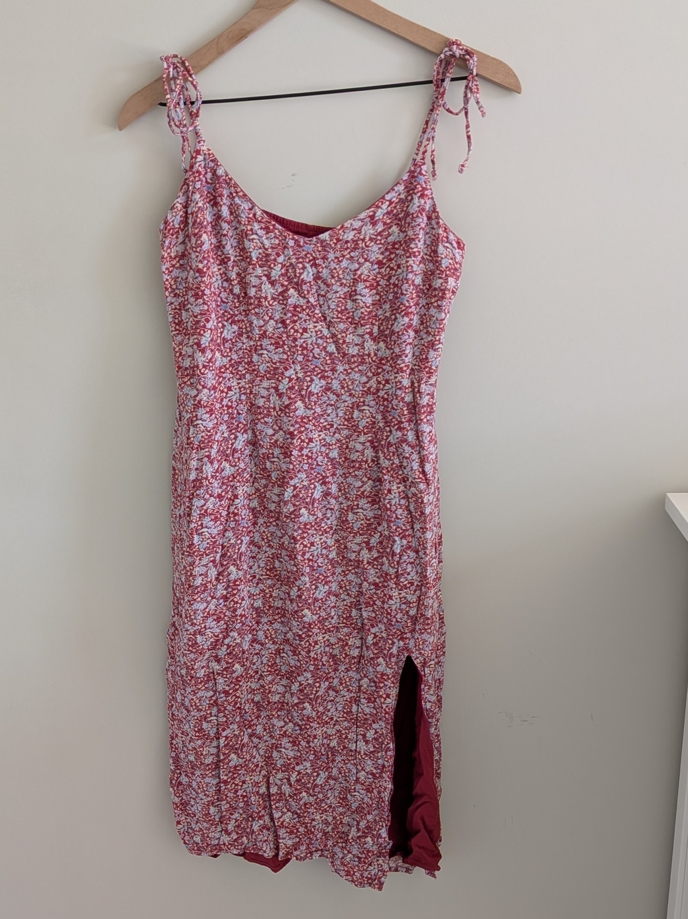 Abercrombie and Fitch Floral Midi Dress